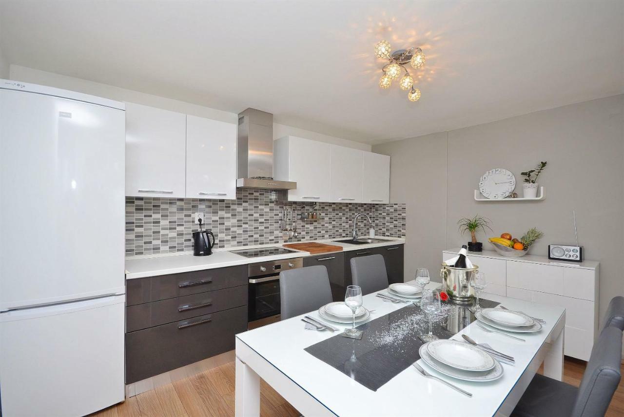 Matija Appartement Šibenik Buitenkant foto